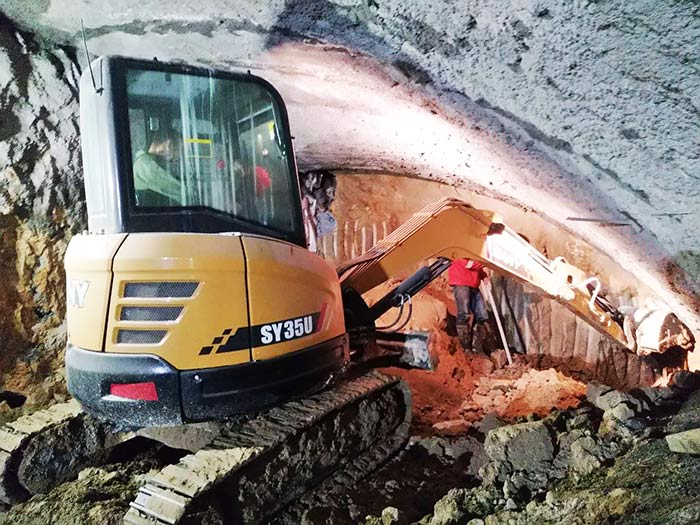 ݆ʽ�ھ�C(j��)��ɫ������